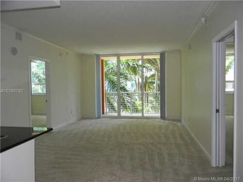 Building Photo - 2000 N Bayshore Dr