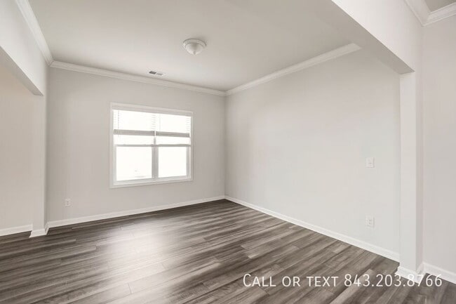 Building Photo - 316 Torslanda Ln