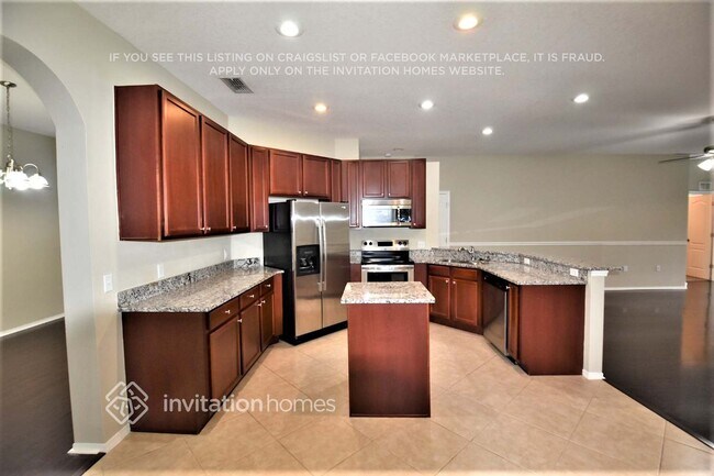 Foto del edificio - 5196 Ashwood Dr