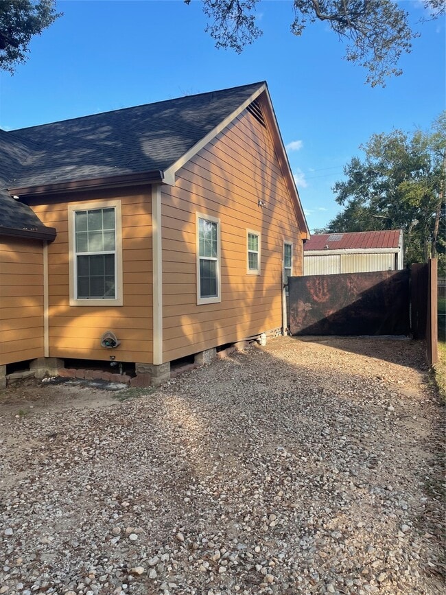 Building Photo - 511 Wafer St