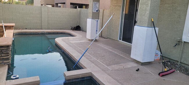 Foto del edificio - 34811 N 30th Dr