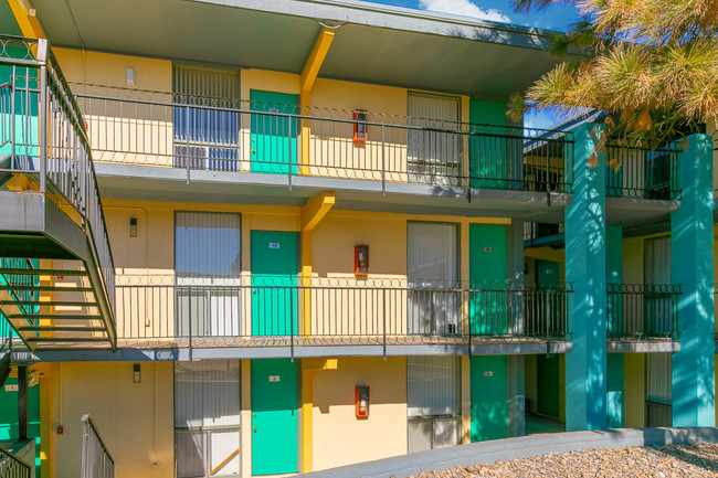 Foto del edificio - 1200 Louisiana Blvd NE