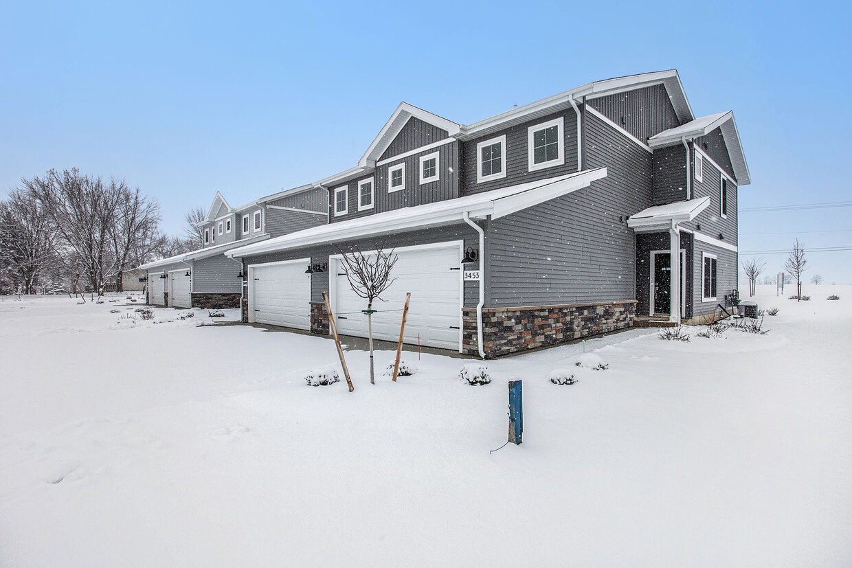 3410 32nd Ave, Hudsonville, MI 49426 Townhome Rentals in Hudsonville