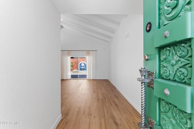 Foto del edificio - 7308 E Berridge Ln