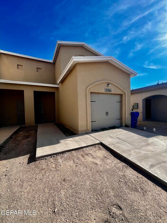 720 HC Gilbert Minjares Dr, Socorro, TX 79927 House Rental in Socorro, TX