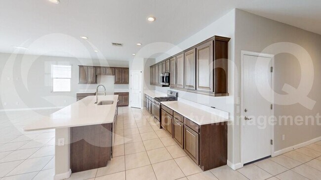 Foto del edificio - 30433 W Amelia Ave