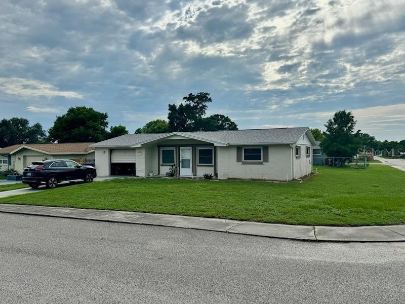 Primary Photo - 3719 Warbler Dr
