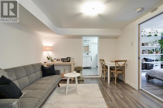 Photo du bâtiment - 169 Bellefair Ave