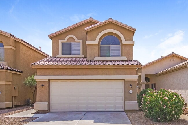 Building Photo - 1349 W Menadota Dr