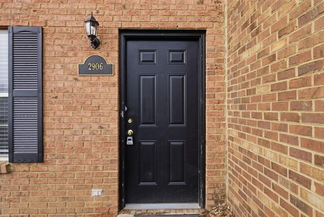 Photo - 2906 Blairdon Cir House