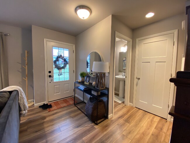 Foto del edificio - 204 Sugar Maple Ln