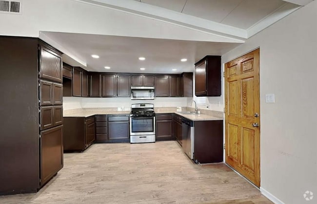 Building Photo - 3509 Guadilamar Dr