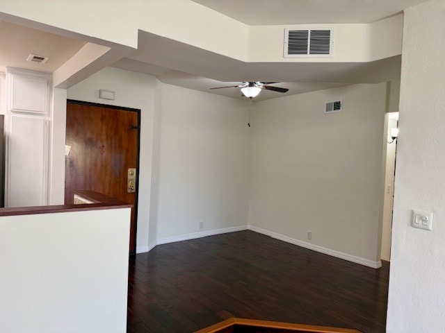 Foto del edificio - 19009 Sherman Way