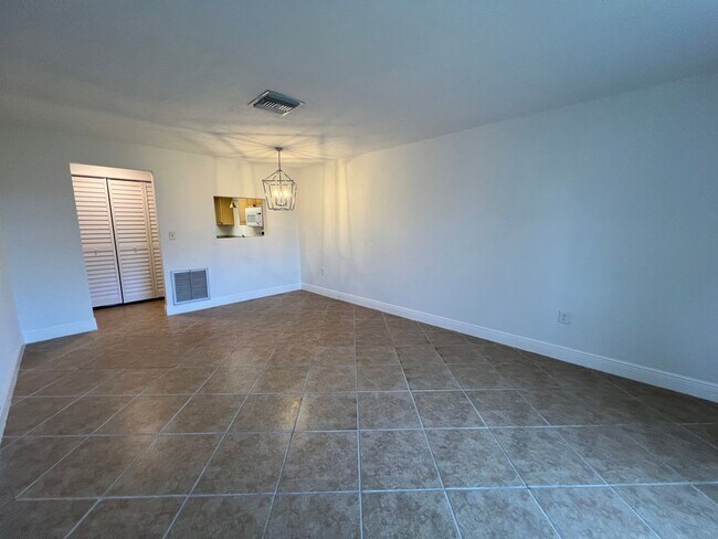 Foto del edificio - 710 Bayou Ave