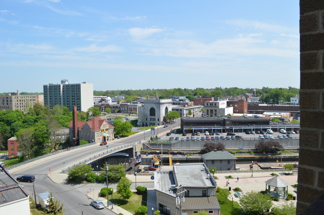 Building Photo - The Spires