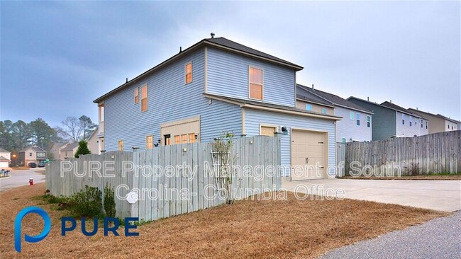 Building Photo - 995 Yarrow Ln