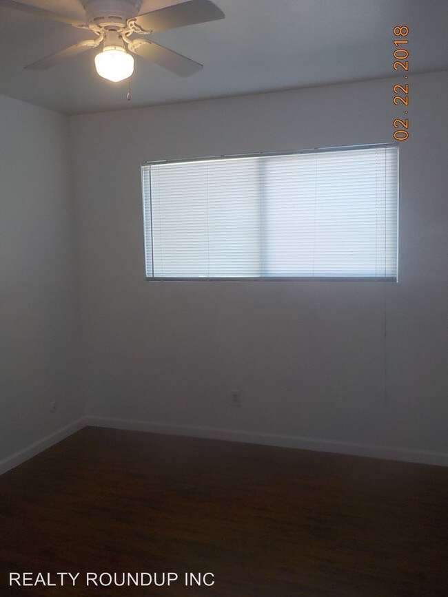 Building Photo - 7837 Shrader Cir