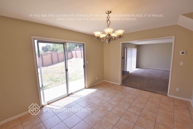 Foto del edificio - 12889 Fenton Ave