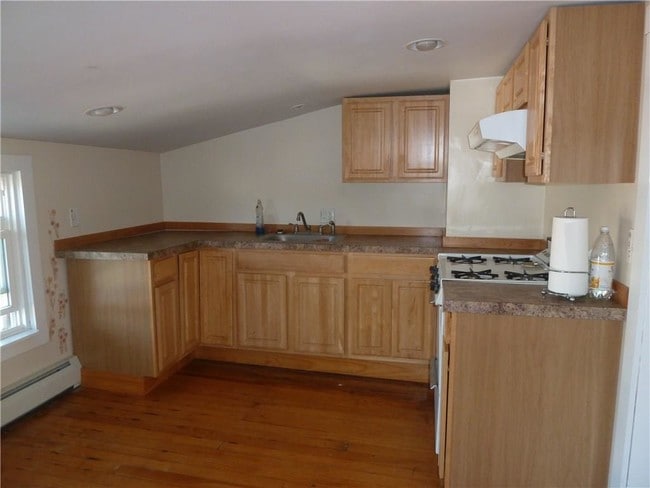 Building Photo - 287 Gifford Rd