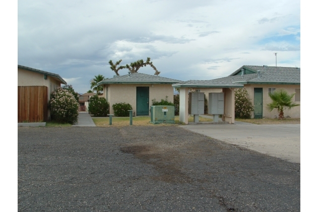 Foto del edificio - Erin Apartments