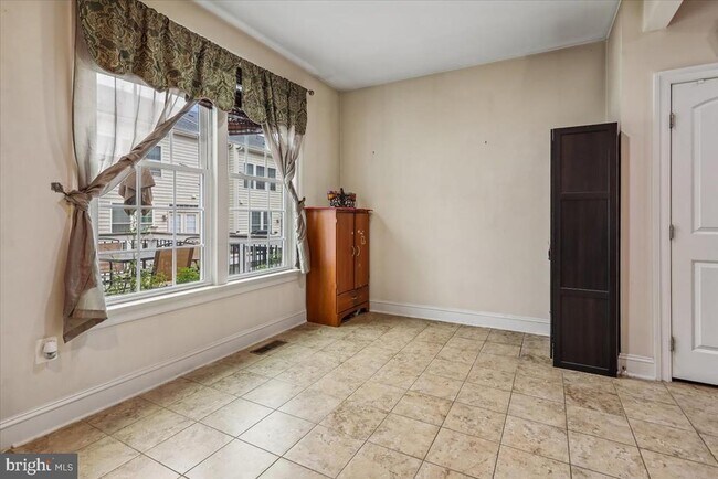 Foto del edificio - 25128 Deerhurst Terrace