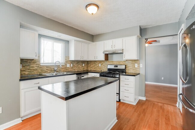 Foto del edificio - Fantastic home in Reynoldsburg!