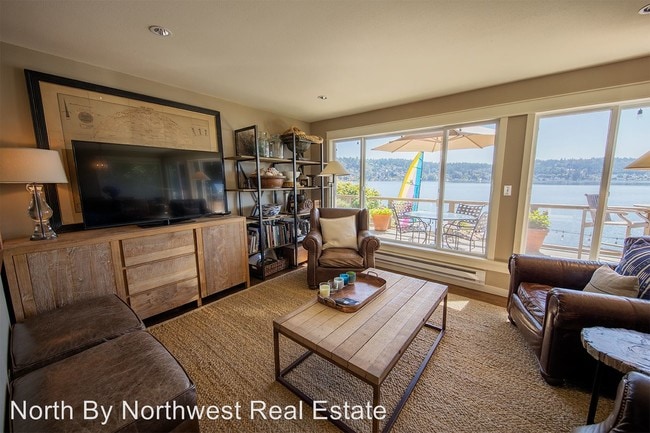Building Photo - 1454 West Lake Sammamish Pkwy NE
