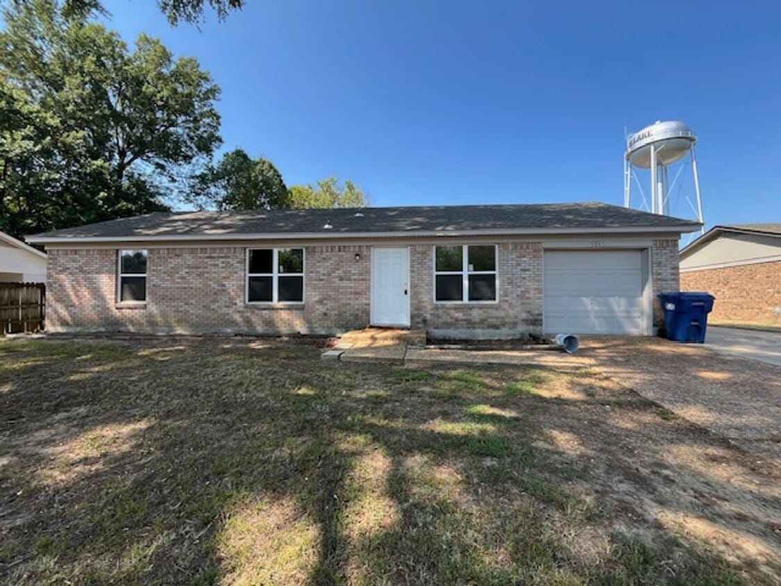 Primary Photo - Renovated 3 Bedroom 1.5 Bath Home for Rent!