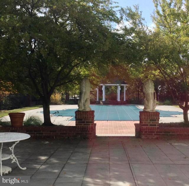 Foto del edificio - 602 Squire Ln