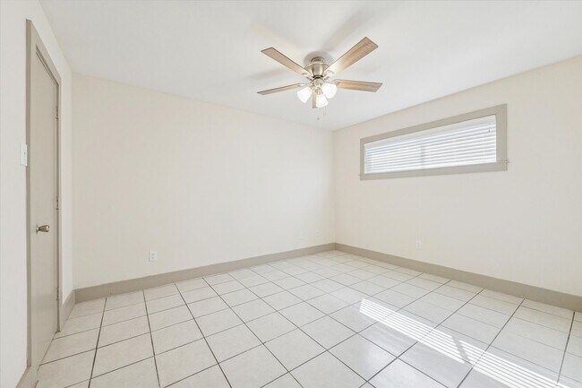 Foto del edificio - 4300 Rosslyn Rd