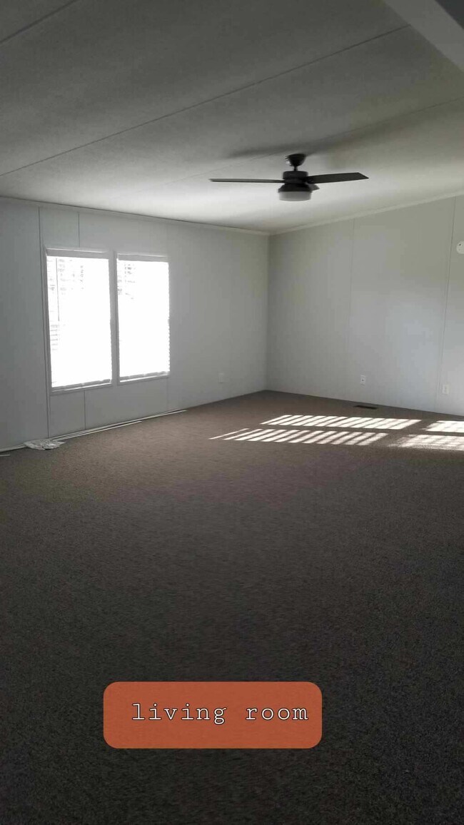 Building Photo - 18355 Bauer Rd