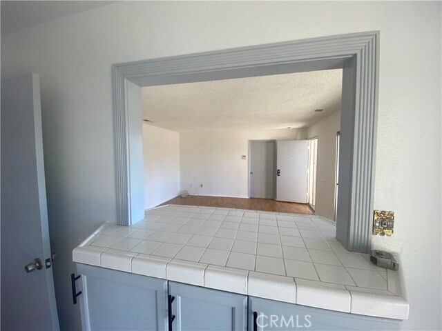 Building Photo - 18447 Santar St