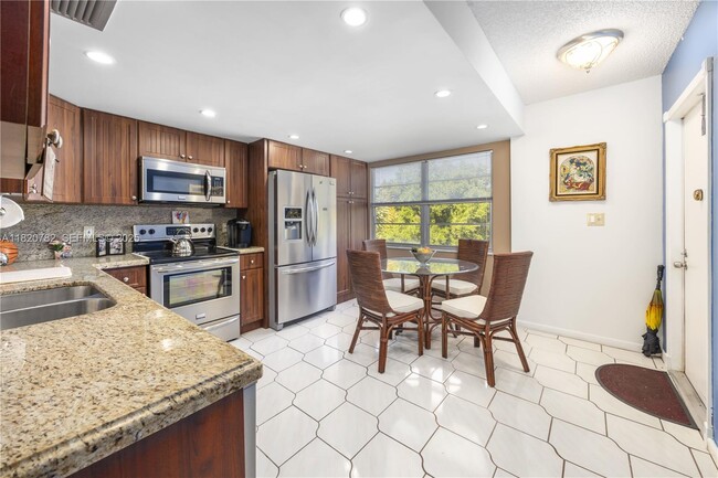 Foto del edificio - 2504 Antigua Terrace