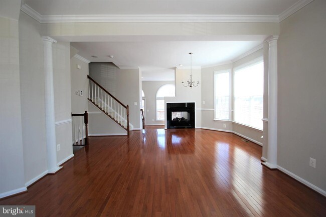 Building Photo - 2424 Battery Hill Cir