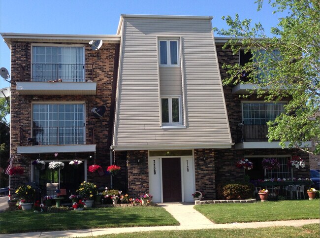 Photo - 7120 O'Connell Dr Apartments