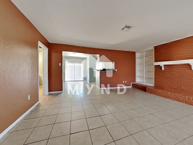 Building Photo - 3921 Springmeadows St