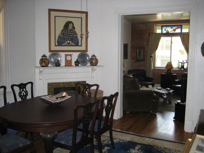 separate dining room - 416 Noble St