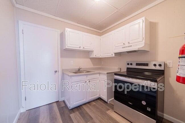 Foto del edificio - 112 N High St