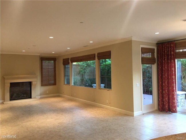 Building Photo - 5 br, 4 bath House - 50 Umbria