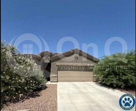 Building Photo - 10305 N Arroyo Lupine Way