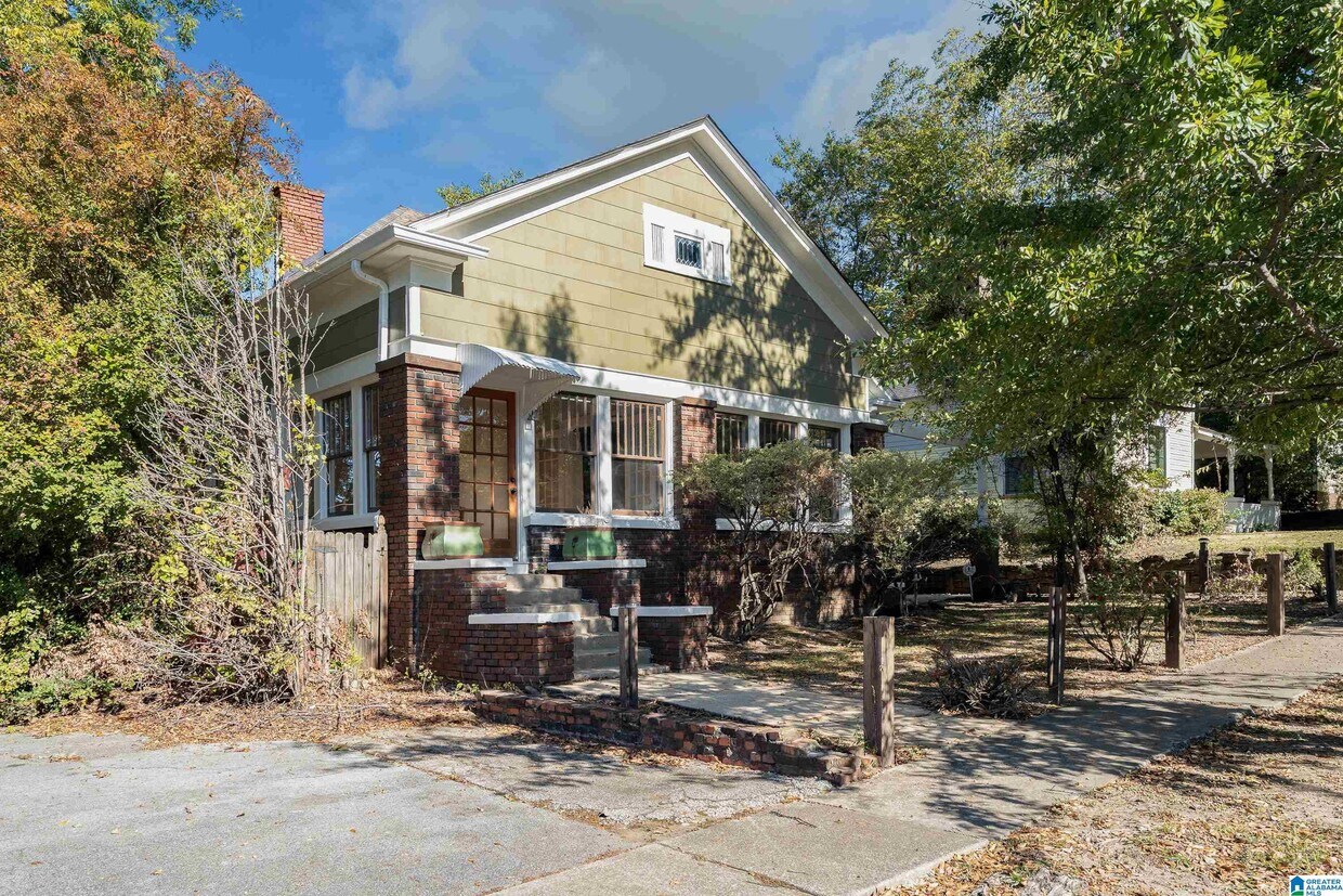 Foto principal - 3716 6th Ave S