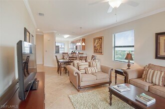 Building Photo - 9731 Acqua Ct