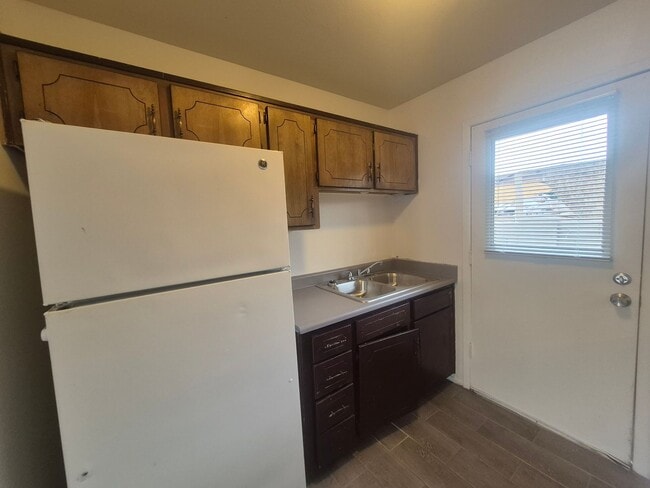 Building Photo - 122