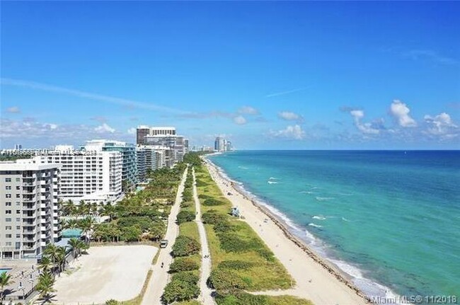 Foto del edificio - 9201 Collins Ave