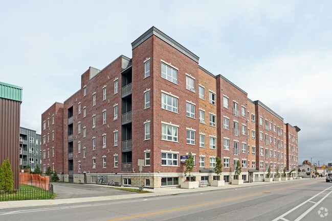Building Photo - Foundry Princess - Student Living