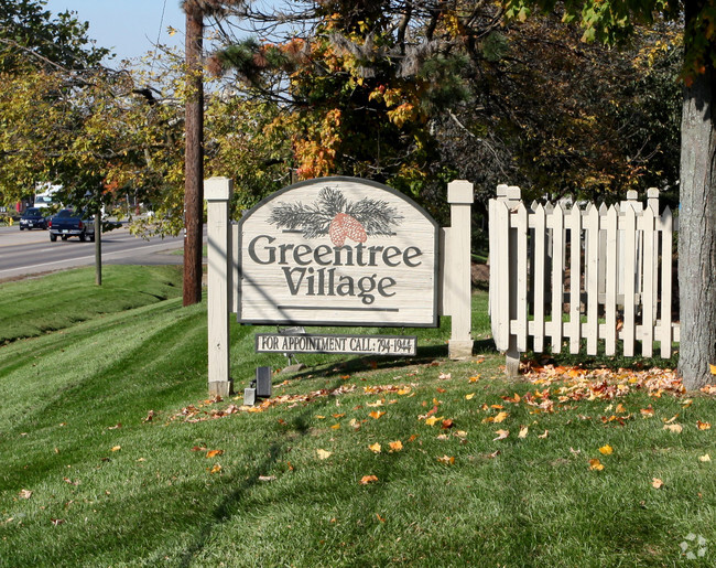 Greentree Village Apartaments - Greentree Village Apartments