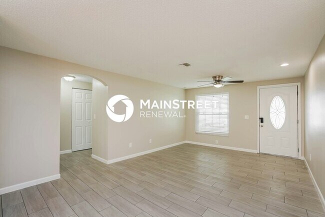 Foto del edificio - 16003 Woodpine Dr