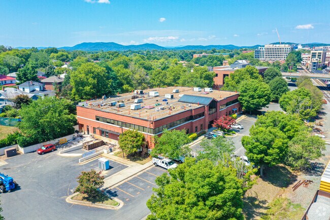 Foto del edificio - One Hundred Avon