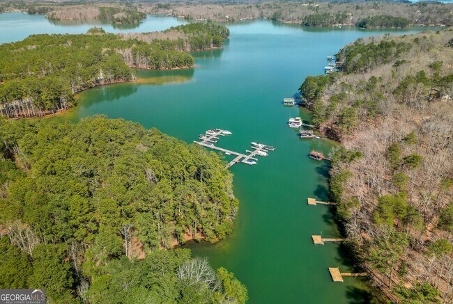 Foto del edificio - 3200 Rim Cove Dr