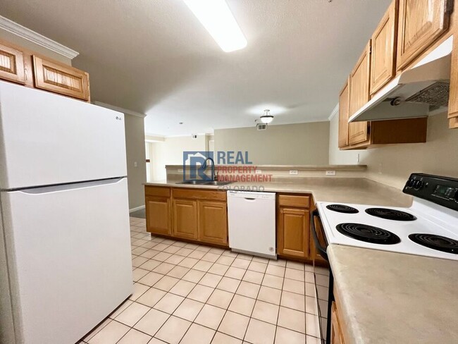 Building Photo - 12348 W Dorado Pl